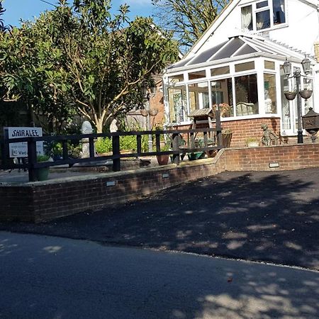 Shiralee Bed And Breakfast 索尔兹伯里 外观 照片