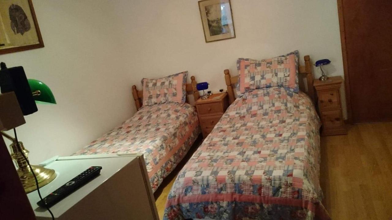 Shiralee Bed And Breakfast 索尔兹伯里 外观 照片